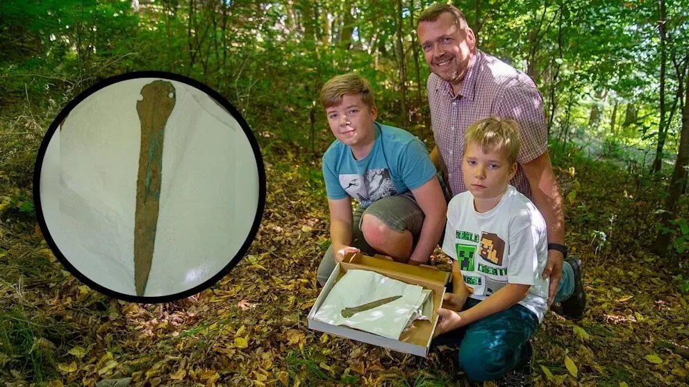 اكتشاف مذهل في ألمانيا: العثور على خنجر برونزي نادر يعود إلى 4000 عام