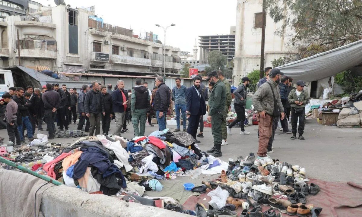 دمشق تشن حملة مكثفة لإزالة البسطات العشوائية وتوفير أسواق بديلة للباعة