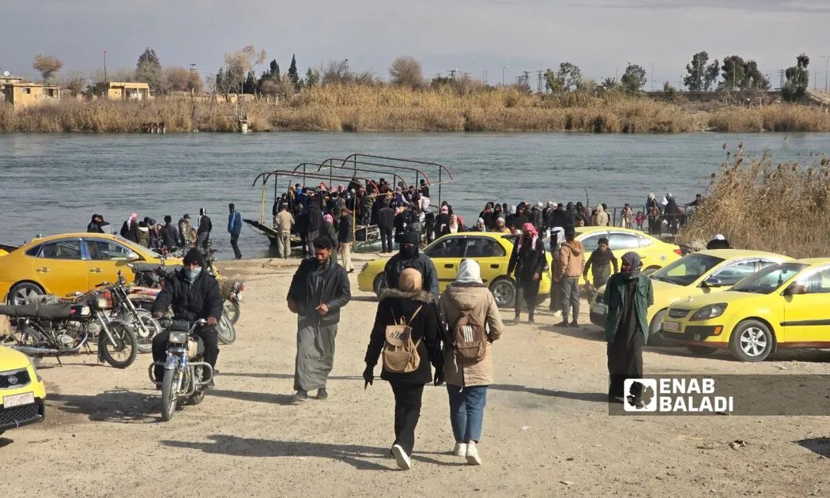 دير الزور: الأهالي ينتظرون إعادة بناء الجسور لإنهاء المعاناة وتسهيل الحياة