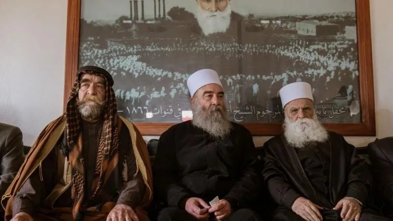 قناة سعودية تكشف: توافق سوري أمريكي حول الممرات الإنسانية وجهود طريف لحل الأزمة مع دمشق