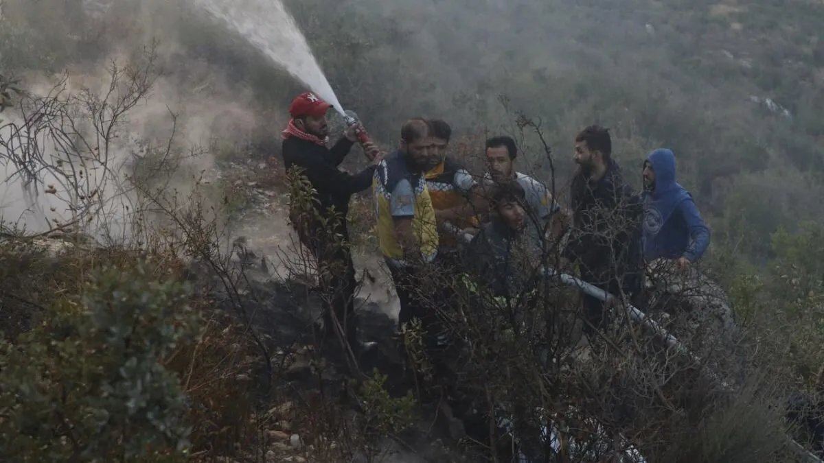 حماة: تجدد الحرائق في دير شميل وسط جهود مكثفة لإخمادها