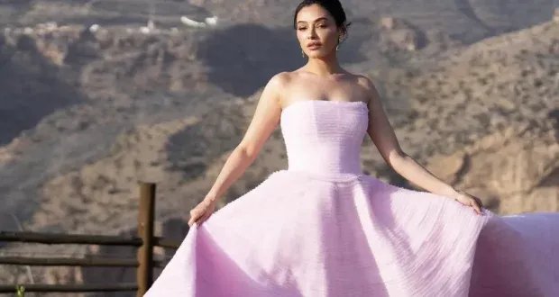 شوق الهادي تتألق في 10 إطلالات صيفية ملهمة لموضة 2025