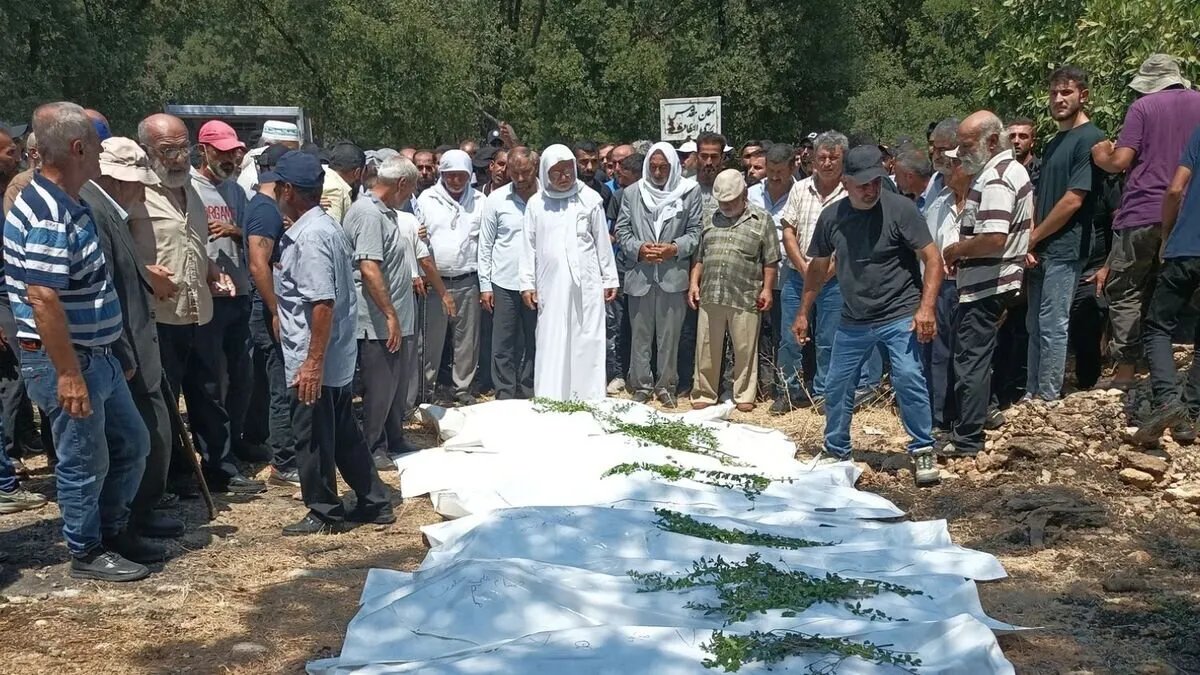 اللاذقية: اكتشاف مقبرة جماعية في جبلة يثير الجدل حول ضحايا أحداث الساحل