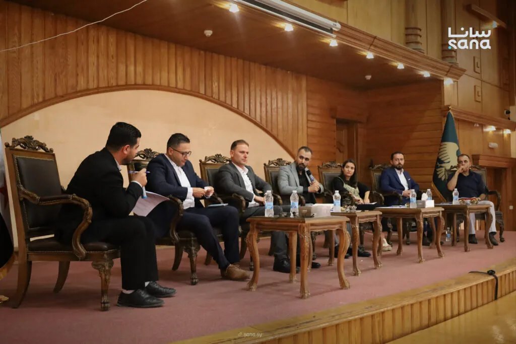 نقابة الأطباء بحماة تستكشف العلاقة بين الطب والإعلام في منتدى "الطب وعين الكاميرا"