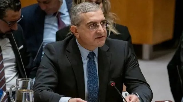 الضحاك في الأمم المتحدة: سوريا ترفض التقسيم وتطالب بإدانة الاعتداءات الإسرائيلية