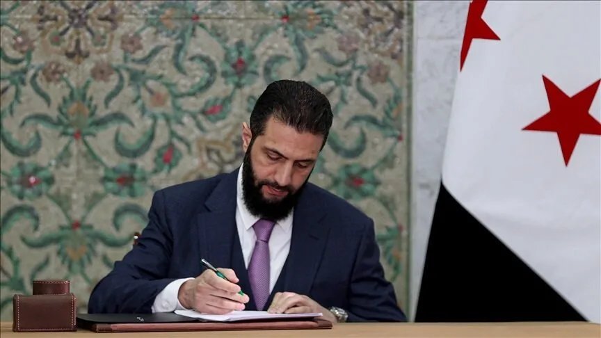 الرئيس السوري يصادق على النظام الانتخابي المؤقت لمجلس الشعب وتحديد آليات اختيار الأعضاء