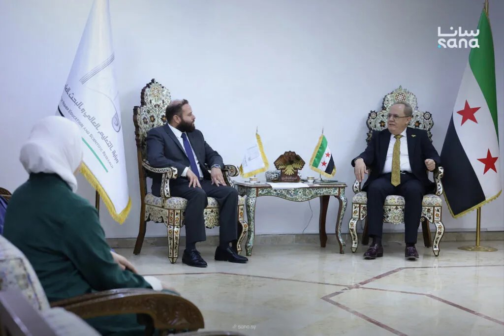 وزير التعليم العالي ونقيب أطباء الأسنان يناقشان تطوير قطاع طب الأسنان في سوريا وتلبية احتياجات سوق العمل