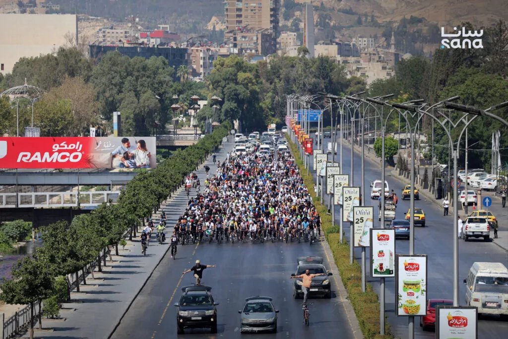 دمشق تشهد مسيرة ضخمة للدراجات الهوائية بمشاركة واسعة