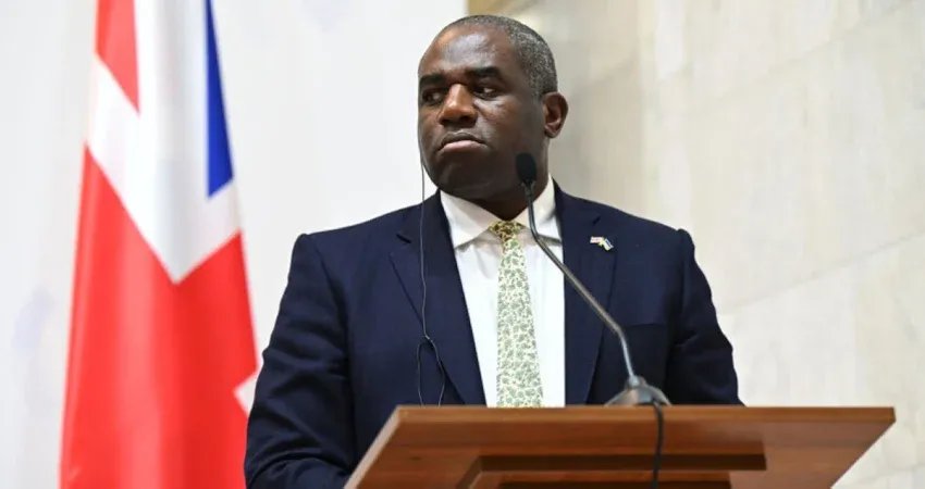 وزير الخارجية البريطاني يصف المجاعة في غزة بـ"الفضيحة الأخلاقية" ويدعو لوقف فوري لإطلاق النار