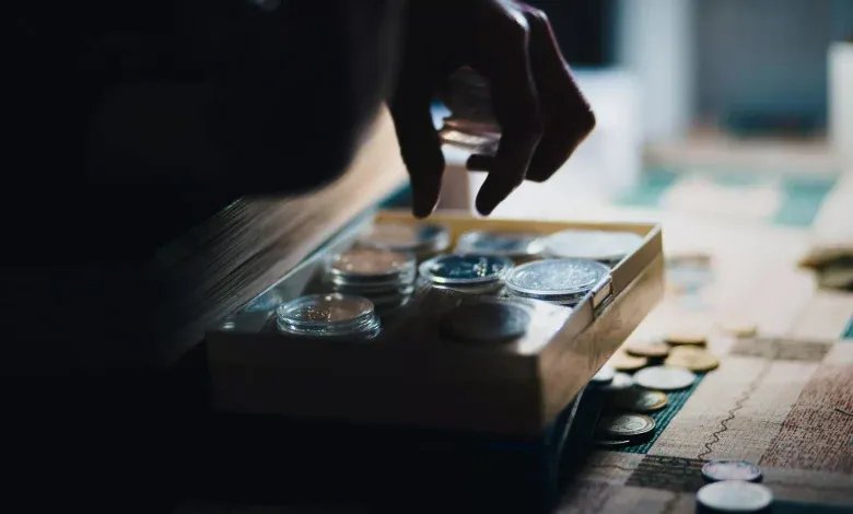 سوريا تعتزم إصدار عملة جديدة بالتعاون مع شركة روسية وحذف صفرين من قيمتها