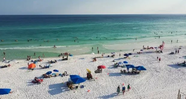 انتشار مقلق لبكتيريا "آكلة اللحم" على شواطئ أمريكا يثير المخاوف