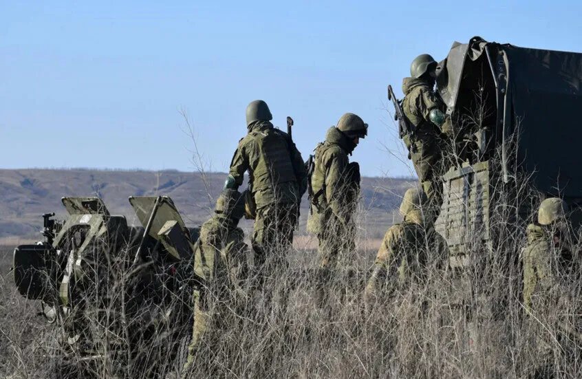 الدفاع الروسية تعلن السيطرة على بلدتي كليبان-بيك وسريدنييه في دونيتسك وتكشف عن خسائر أوكرانية فادحة