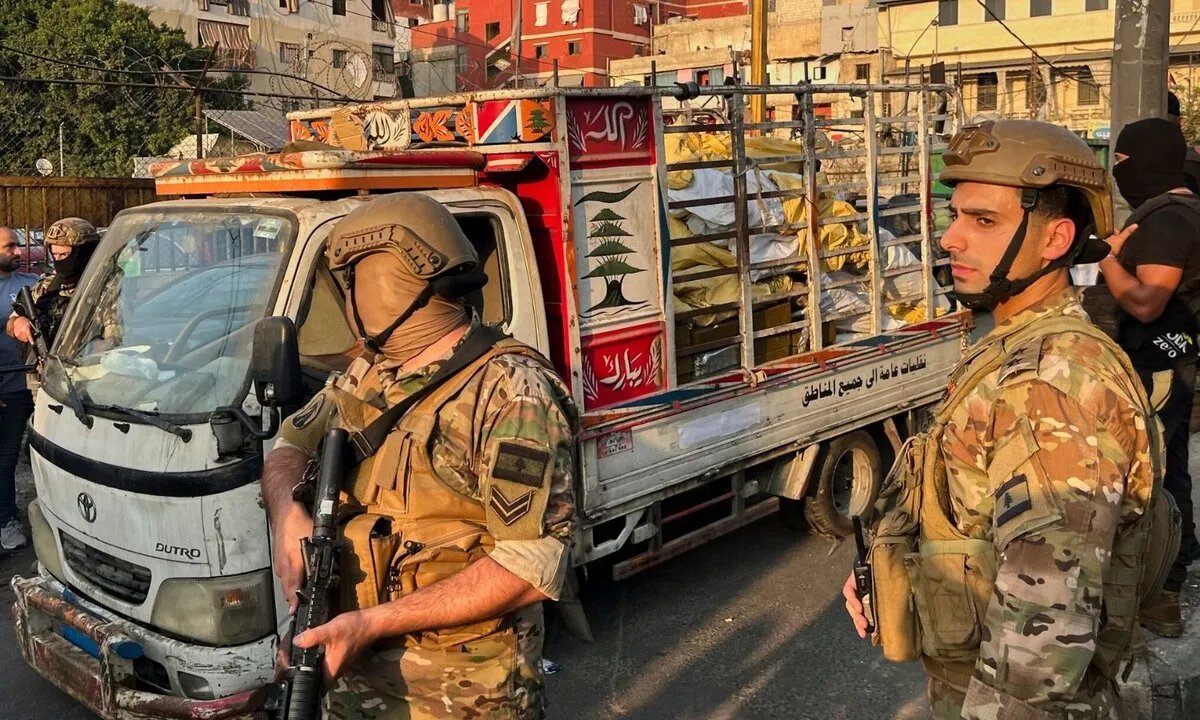 لبنان إلى المجهول: تصاعد التوتر بعد رفض حزب الله تسليم سلاحه