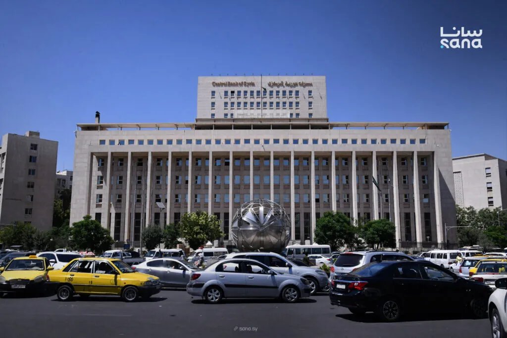 خبراء اقتصاديون: حذف الأصفار من الليرة السورية يتطلب إصلاحات شاملة لتعزيز الثقة واستقرار الاقتصاد