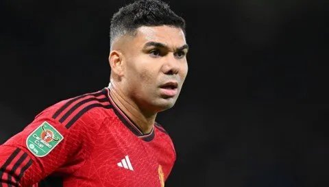 مانشستر يونايتد يرد على شائعات انتقال كاسيميرو إلى نادي الاتحاد السعودي