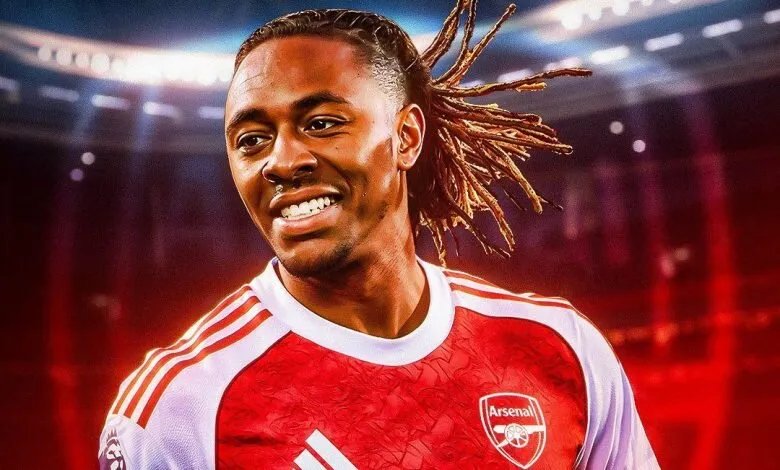 رسميًا: أرسنال يعزز صفوفه بضم إيبيريتشي إيزي من كريستال بالاس