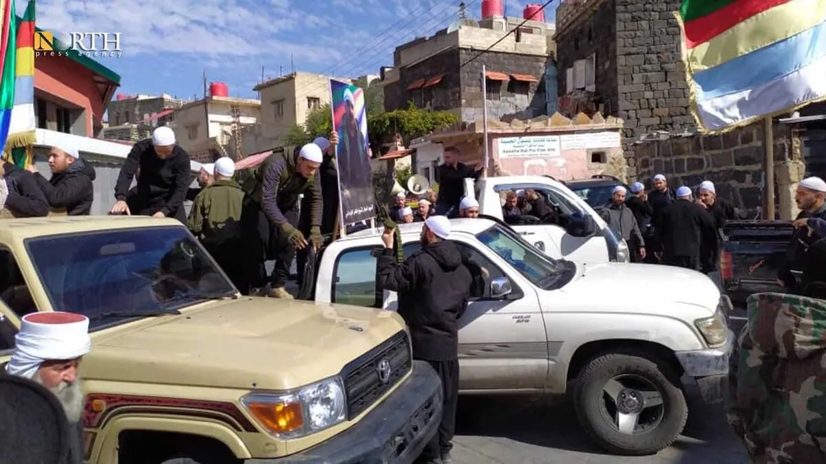 حركة "رجال الكرامة" ترحب بتشكيل "قوات الحرس الوطني" في السويداء وتدعو إلى وحدة الصف