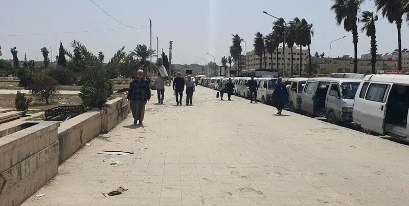 حلب تختنق بأزمة المواصلات: ارتفاع جنوني في تعرفة السرافيس يرهق السكان