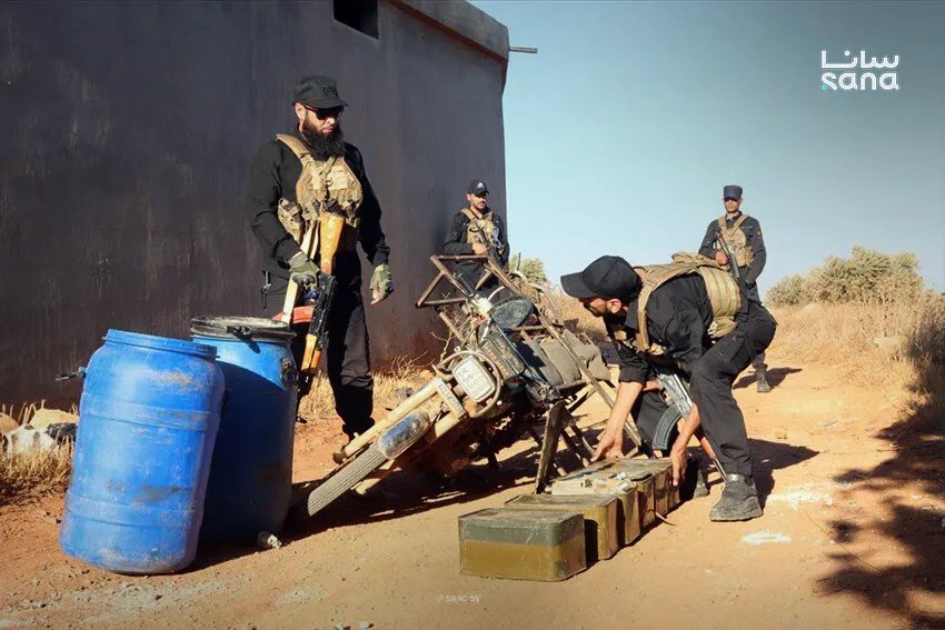 إحباط محاولة تهريب ذخائر في ريف حمص: الأمن الداخلي يضبط دراجة نارية محملة بالذخيرة