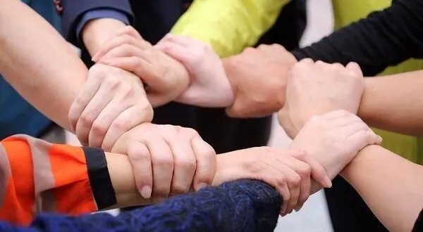 شباب سوريا: طاقات متجددة ومبادرات تطوعية تعزز روح الإخاء والتنمية