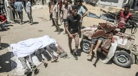 تصاعد القصف الإسرائيلي على غزة: 11 شهيدًا ونسف واسع للمباني السكنية وارتفاع حصيلة الضحايا إلى 62686 شهيدًا