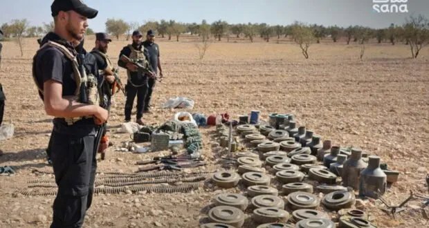 حمص: الأمن الداخلي يعثر على مخبأ ألغام كبير في بئر بمنطقة المخرم الفوقاني