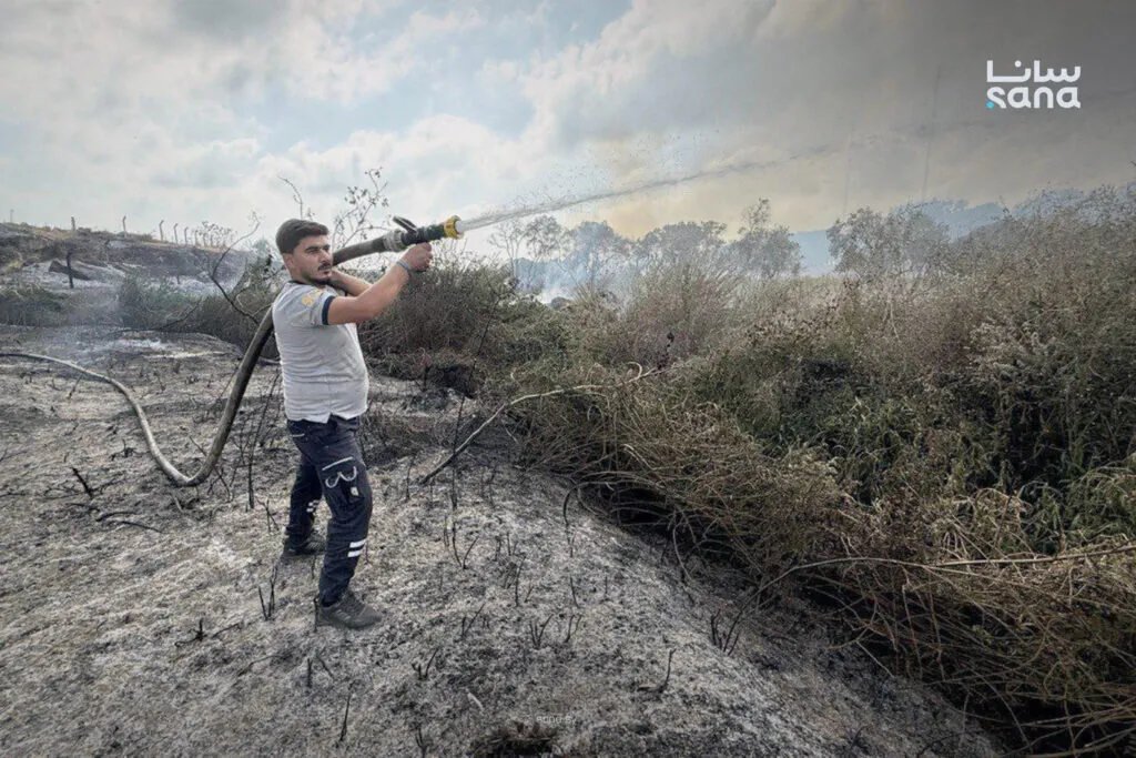 الدفاع المدني يسيطر على حريق في طرطوس ويكافح آخر في ريف حماة