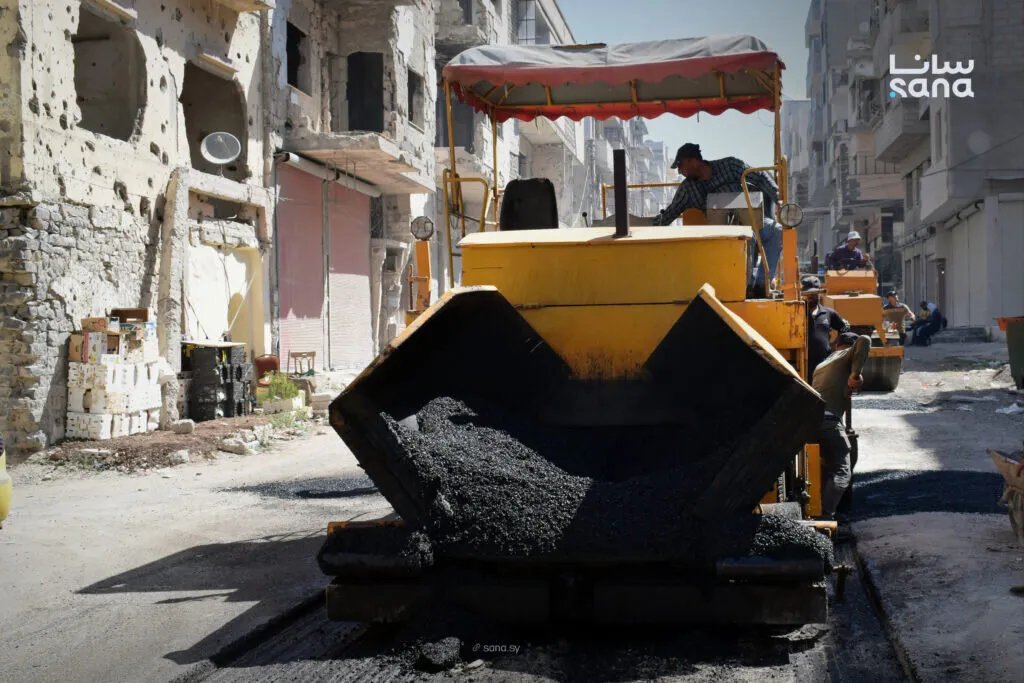 حمص: مجلس المدينة يطلق حملة لتأهيل الشوارع الرئيسية بالتعاون مع الأمم المتحدة