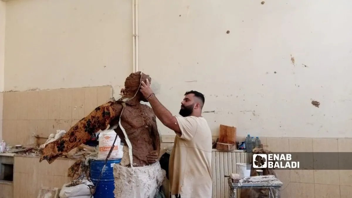 جدل في كلية الفنون الجميلة بدمشق حول منع استخدام "الموديل العاري": هل هو تراجع فني أم حفاظ على القيم؟