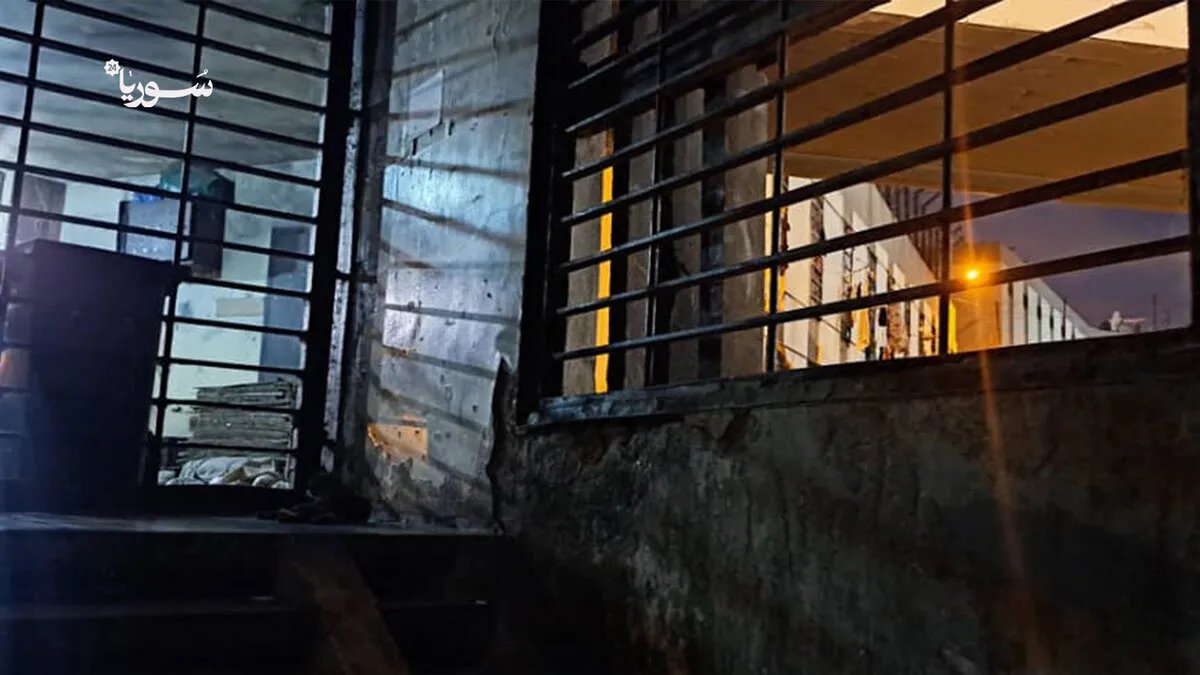 نداء عاجل من سجناء سوريين في لبنان: 1700 سجين في رومية يطالبون بالترحيل إلى سوريا