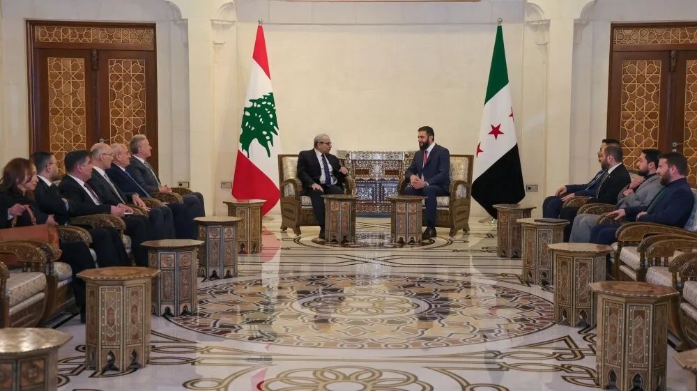 رئيس الوزراء اللبناني: زيارتنا لسوريا تهدف لطي صفحة الماضي وبناء علاقات جديدة