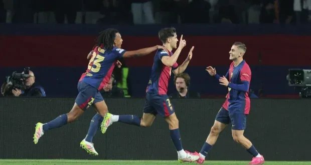 فليك يعيد برشلونة إلى القمة: هل يكرر الفريق الثلاثية التاريخية؟