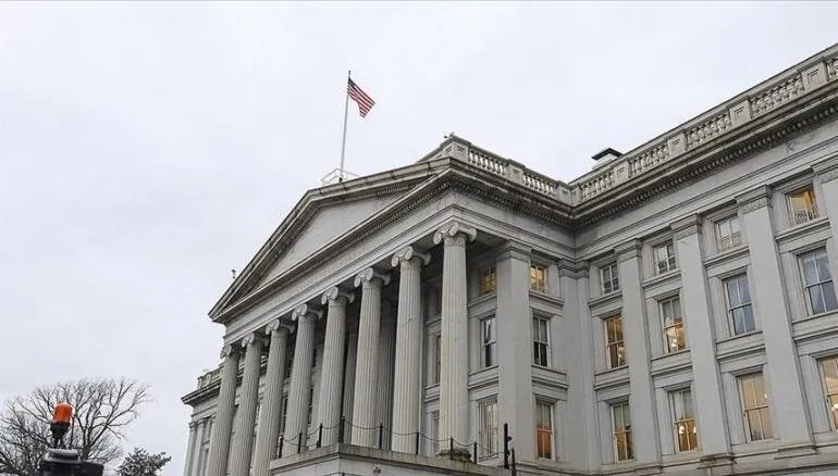 الخزانة الأمريكية ترفع لوائح العقوبات عن سوريا: تفاصيل القرار وتاريخ التنفيذ