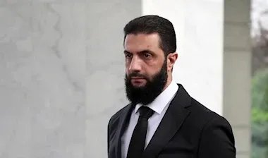 حكومة أحمد الشرع تطالب بعفو يشمل عرباً متهمين بالإرهاب في لبنان