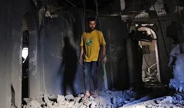 مصر تستعد لاحتمالات اقتحام الحدود وغزة: إسرائيل ترفض صفقة تبادل جزئية وتصعّد عسكرياً