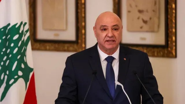 الرئيس اللبناني يجدد التأكيد على دعم وحدة الأراضي السورية خلال لقائه وفداً أمريكياً