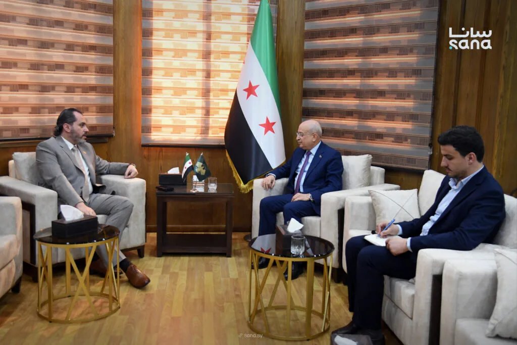 وزيرا النقل والسياحة يضعان اللمسات الأخيرة لإعادة تأهيل الطريق الشاطئي بين اللاذقية وبانياس: مشروع استثماري واعد