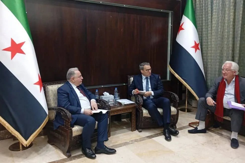 سوريا والبنك الدولي يناقشان خطة طموحة لتحديث القطاع المالي والمصرفي