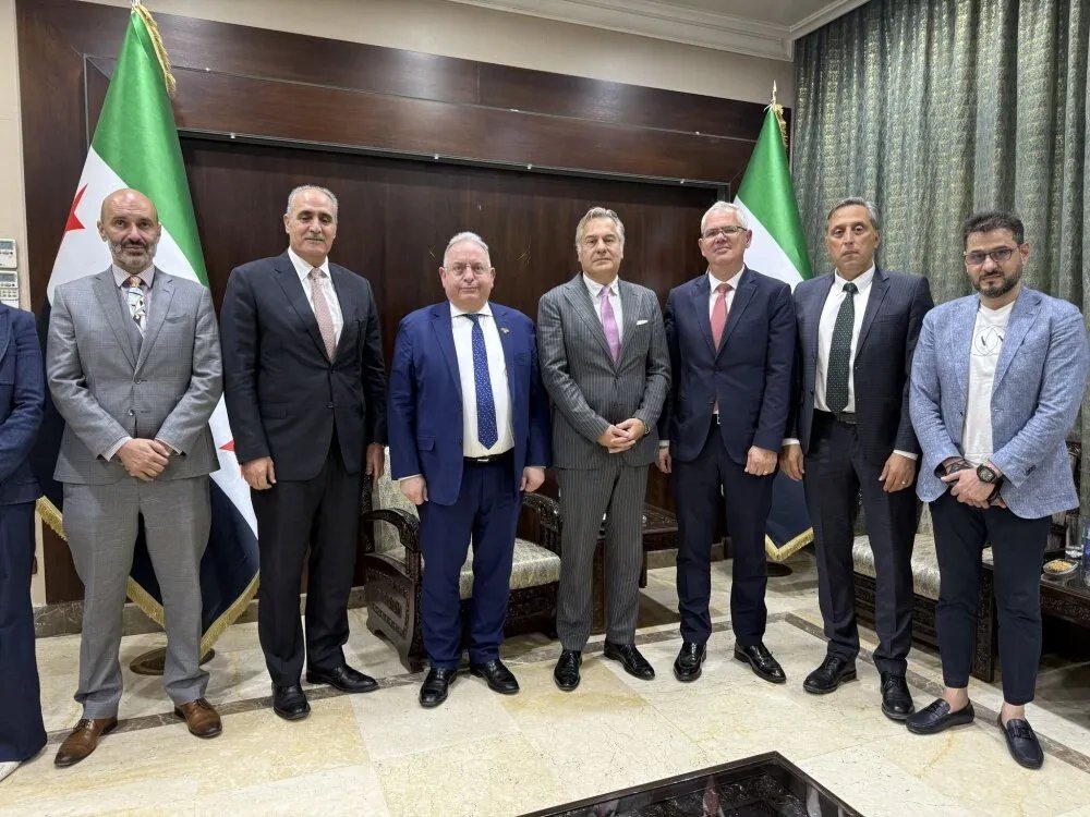 قطر تستثمر 11 مليار دولار في مشاريع سورية: تفاصيل محادثات مع مجموعة أورباكون