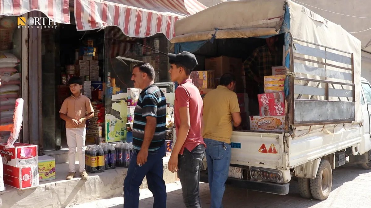 إغلاق طريق منبج-كوباني التجاري: أزمة معيشية وتجارية تهدد المنطقة