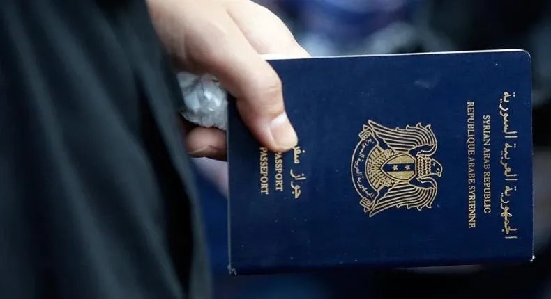 تفاقم أزمة جوازات السفر السورية: فساد، تعطّل إلكتروني، ومعاناة المغتربين