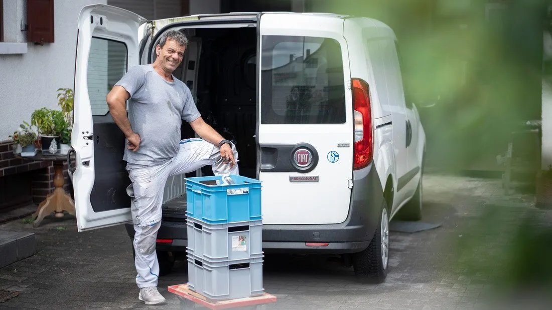 من لاجئ إلى رائد أعمال: قصة نجاح سوري في ألمانيا رغم تحديات الجنسية