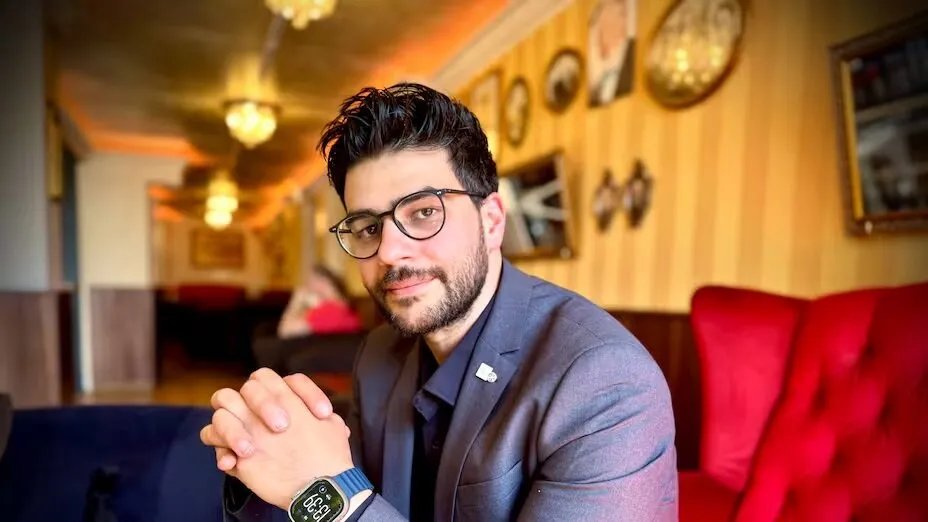 قصة ملهمة: لاجئ سوري يتحول إلى مدير ناجح في ألمانيا