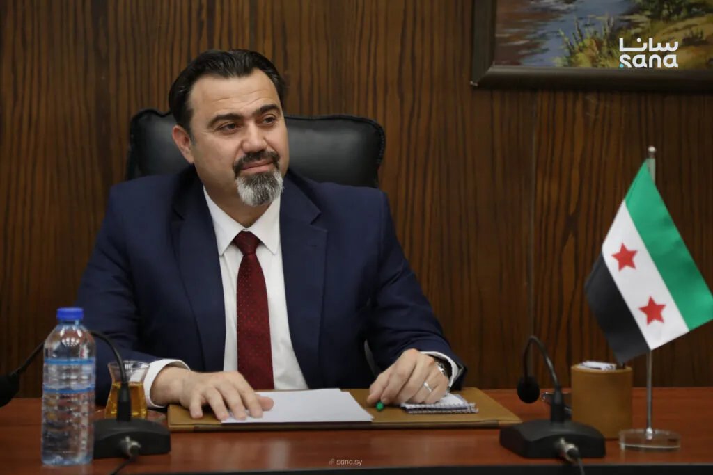 عودة الكوادر التعليمية المفصولة للعمل: وزير التربية يعلن عن خطوة لدعم المعلمين