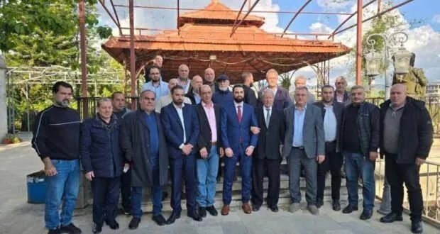 زيارة لافتة لمدير الشؤون السياسية في الساحل إلى القرداحة: دعوة للمصالحة تتجاوز الخطابات