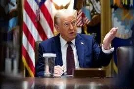 ترامب بين وعود السلام وتصعيد الحرب: قراءة في تناقضات السياسة الأمريكية