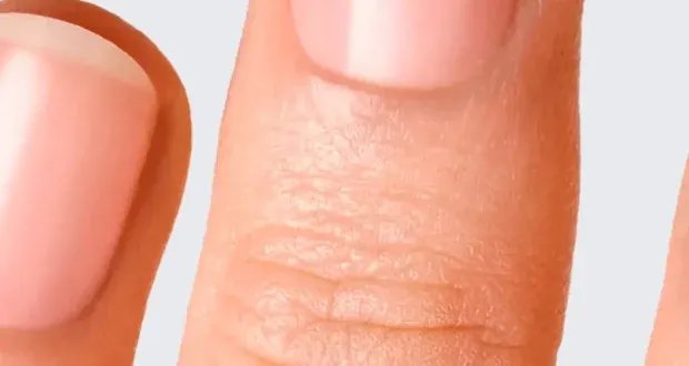 الاتحاد الأوروبي يحظر مادة مسرطنة في طلاء الأظافر: هل يطبق الحظر في لبنان قريباً؟