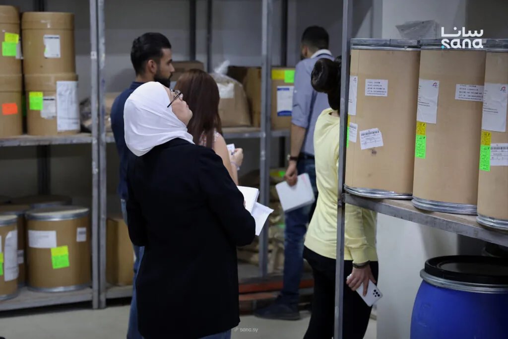 وزارة الصحة السورية تكثف الرقابة الدوائية وتدرس تراخيص معامل جديدة