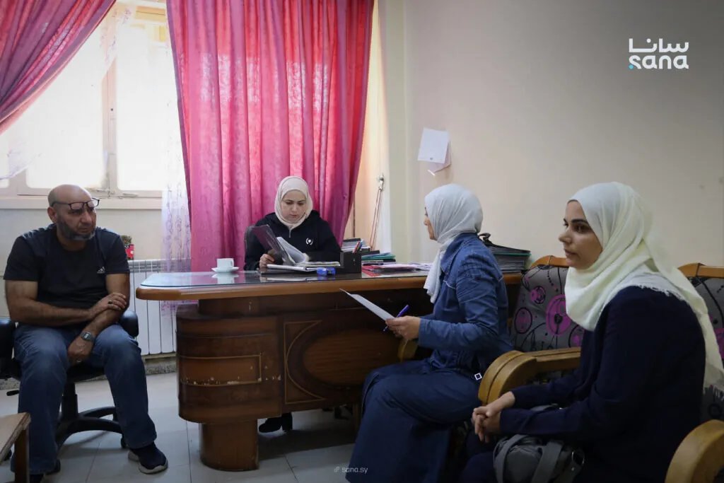 حمص: الصحة تواصل مقابلات إعادة المفصولين لتعزيز الكادر الطبي