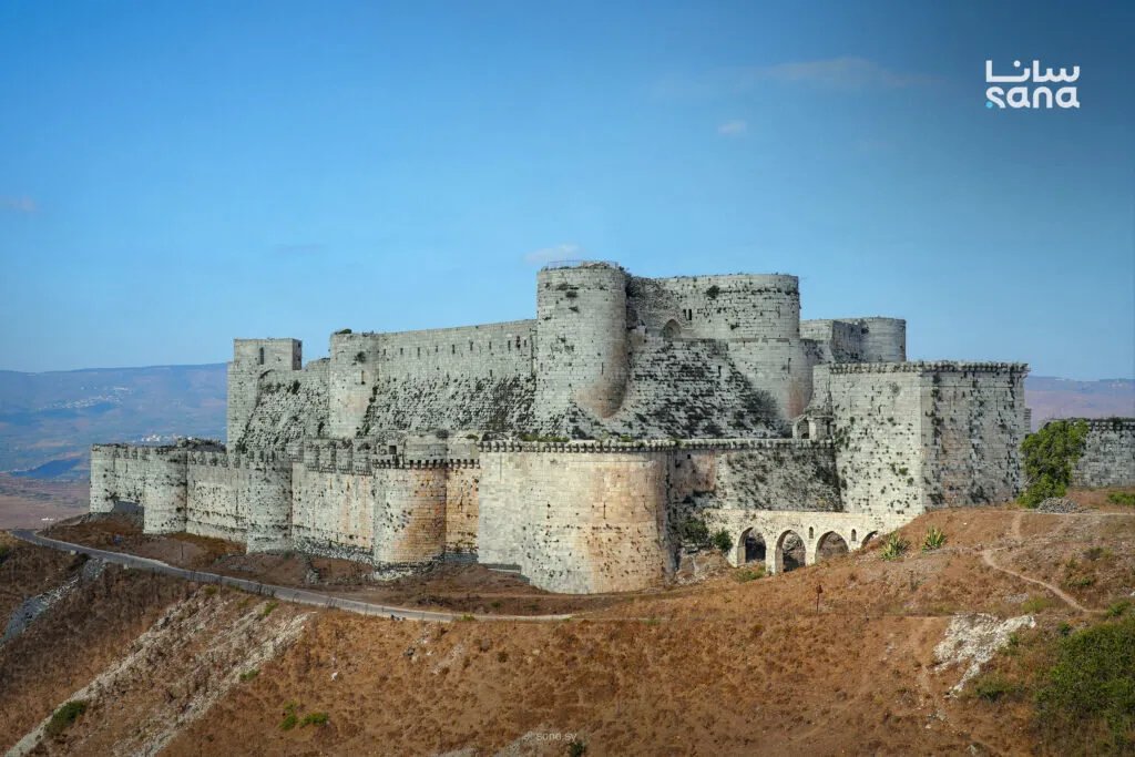 قلعة الحصن: تحفة معمارية تحكي تاريخ سوريا العريق على مر تسعة قرون